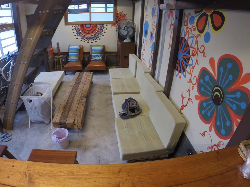 2F Hostel T'ai-tung Extérieur photo